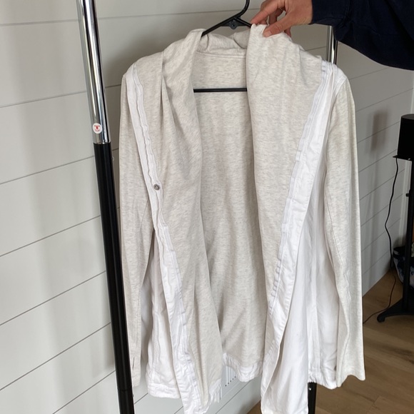 Lulu lemon jacket - Picture 2 of 2